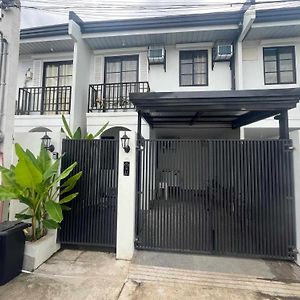 Savana Townhouse In San Pablo Philippines